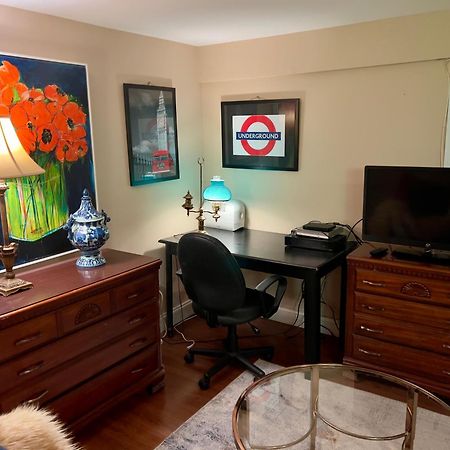 Charming 1-Bedroom Basement Close To Dc Pets Allowed アーリントン エクステリア 写真