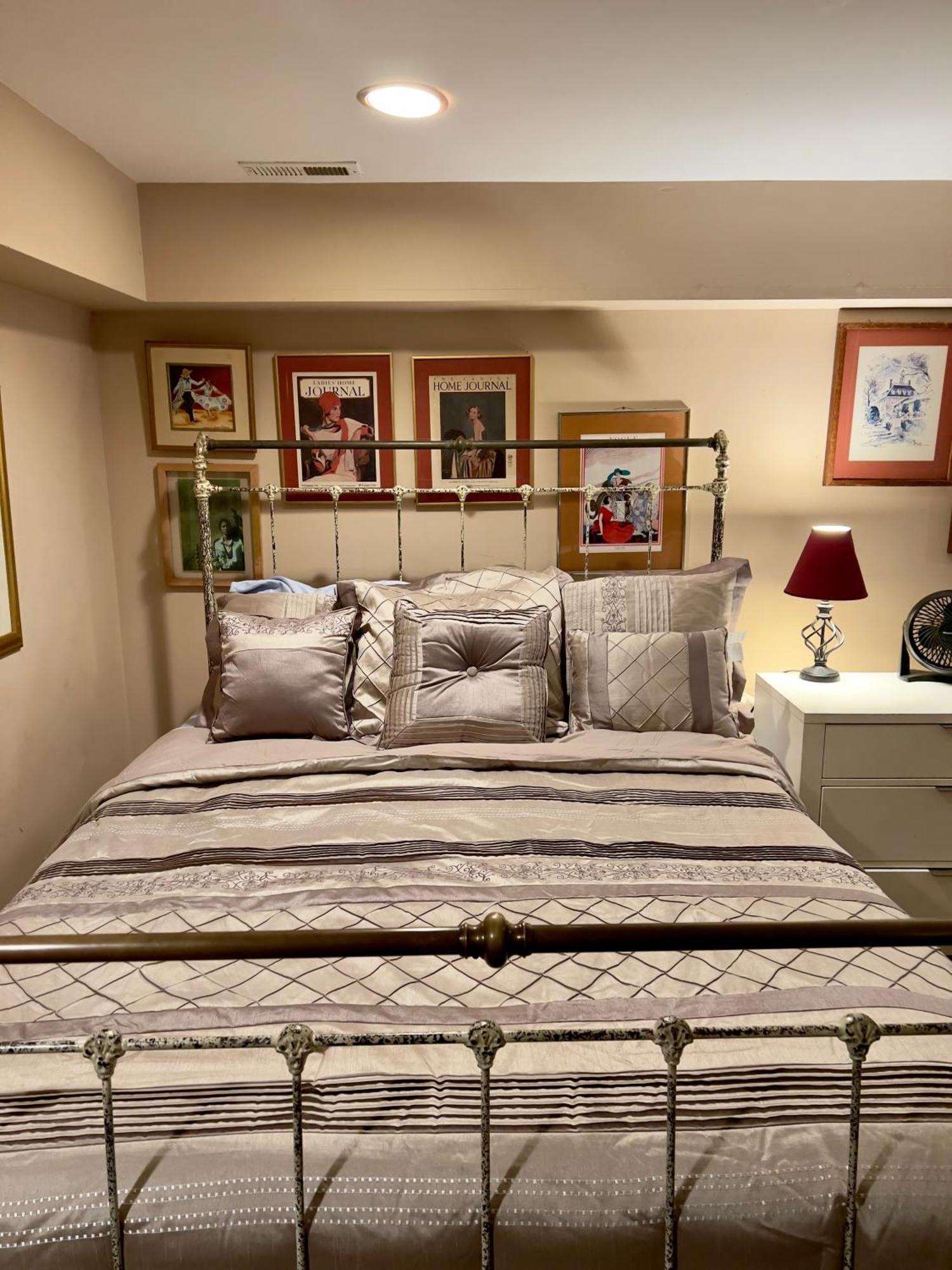 Charming 1-Bedroom Basement Close To Dc Pets Allowed アーリントン エクステリア 写真